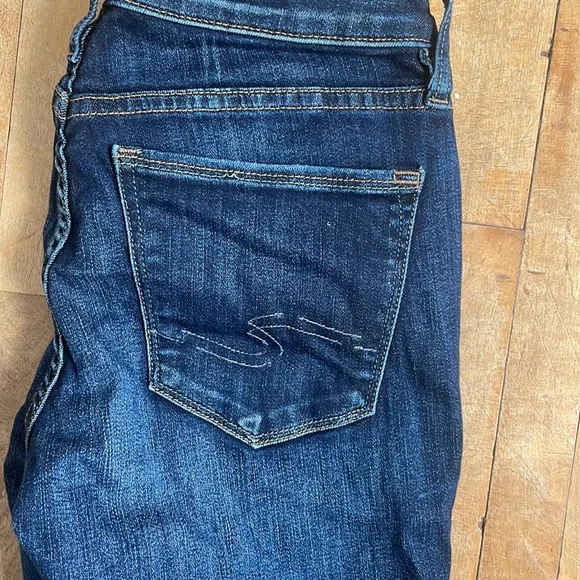 Jeans - Picture 3 of 3